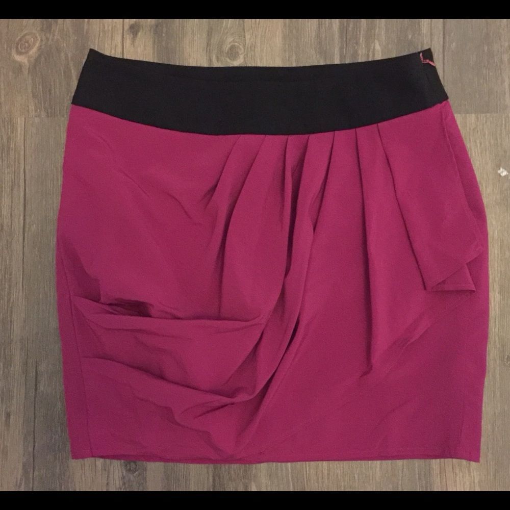 Pink pleated skirt